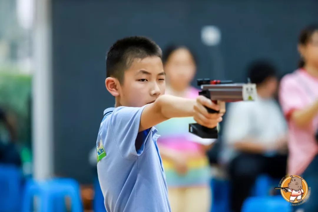 只有"枪林"没有"弹雨",市中小学生激光枪邀请赛人气高_射击