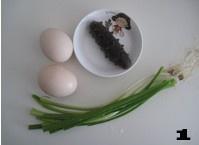 海参炖蛋怎么吃