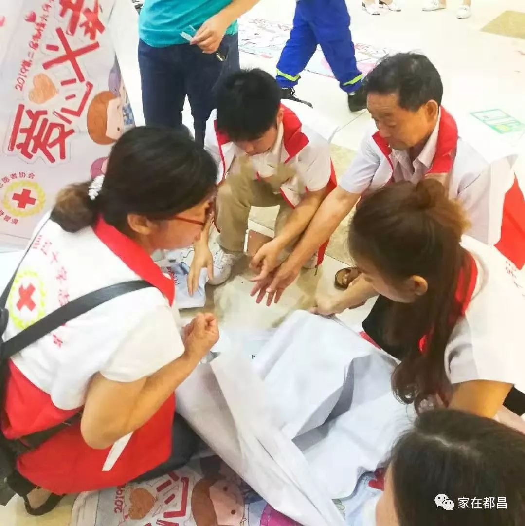 小朋友们上舞台 a0059bea9791405ba116d88f077e3dc6.jpeg