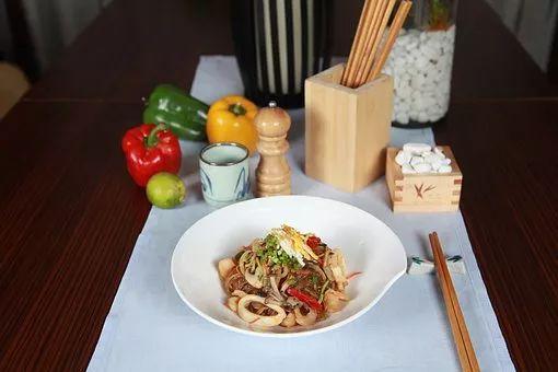 饭店菜单里藏着大秘密!餐厅大厨的肺腑之言,这4道菜,少点 观看在线人成电影大全