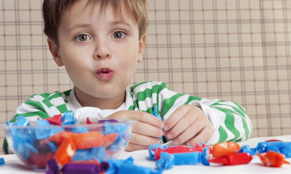                     原创            这些食物千万不要给孩子吃多了，其后果太严重家长也无力承担