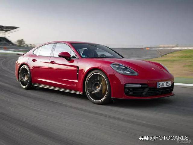 全新保时捷panamera st gts 4.0t 胭脂红