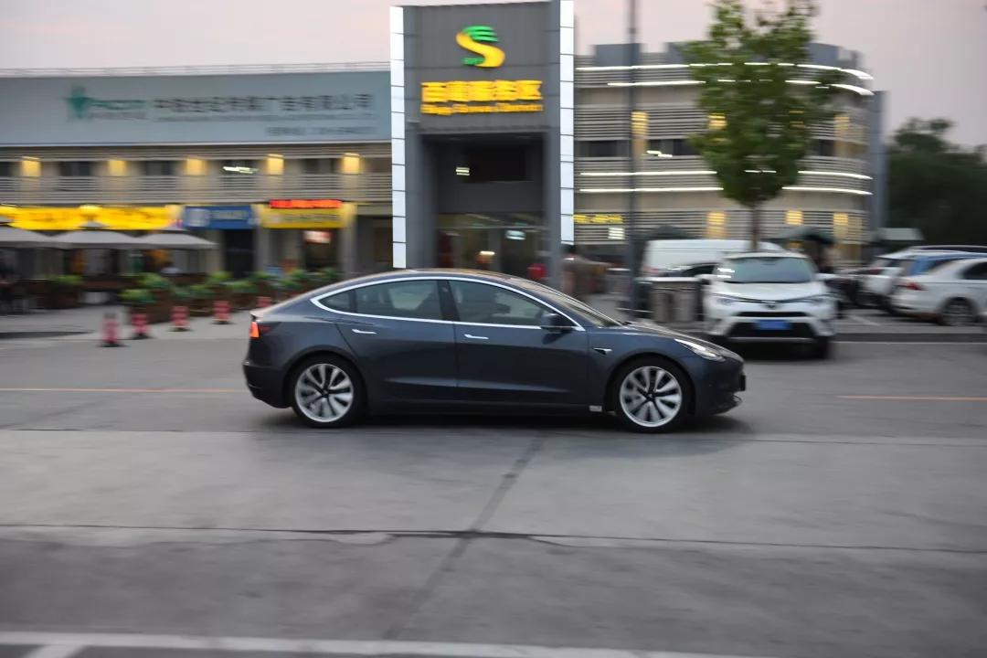 真实数据才够劲，北京环路实测 特斯拉 MODEL 3 续航