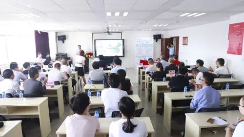 走遍中国前列县(腺)”第十二期(云南曲靖站)大型公益活动在曲靖市二院正式启动 亚洲亚洲通