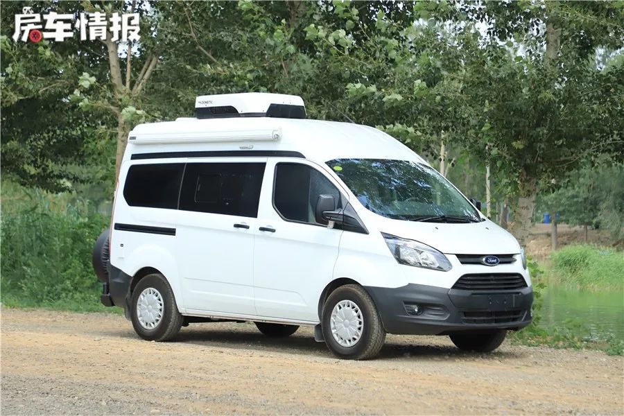 适合老两口使用的20万级房车,汽油自动挡,车身小巧驾驶灵活
