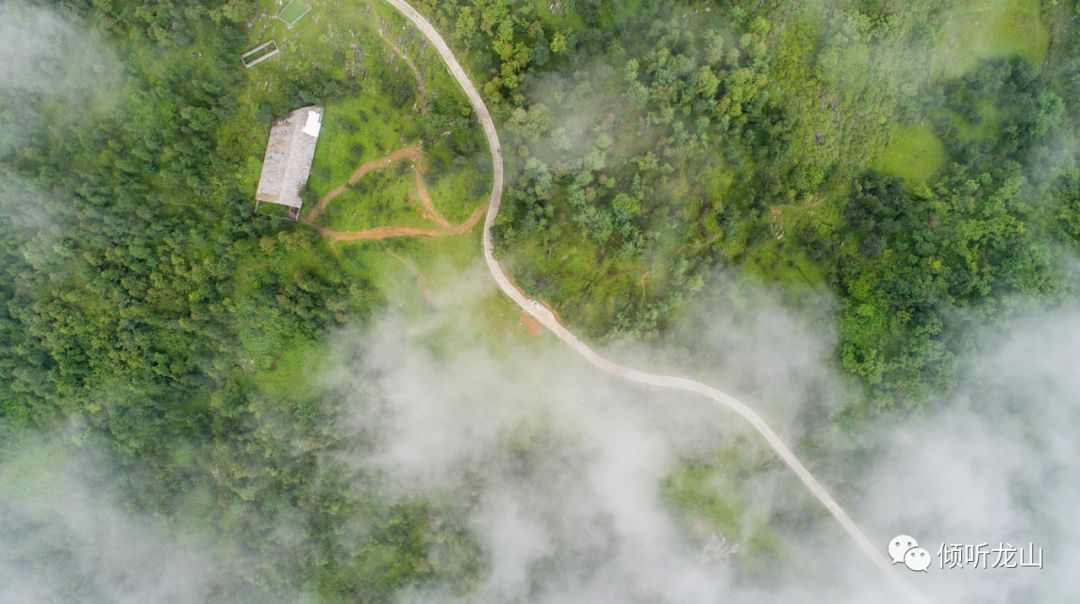 龙山红岩溪有个小洛塔,绣球花遍地开,约吗?线路在这请