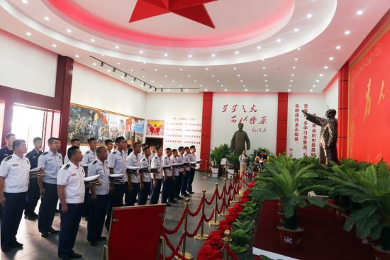 感受革命精神 接受红色洗礼 锡盟森林消防支队开展迎七一主题党日活动 成人免费电影