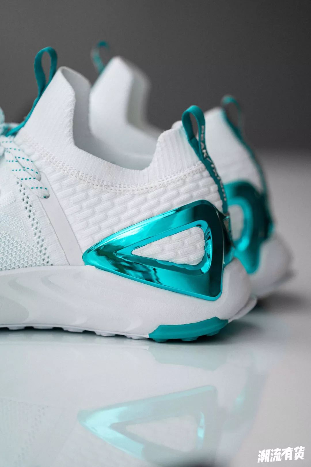 开箱:匹克态极一代还是二代?看完你就知道怎么买了!