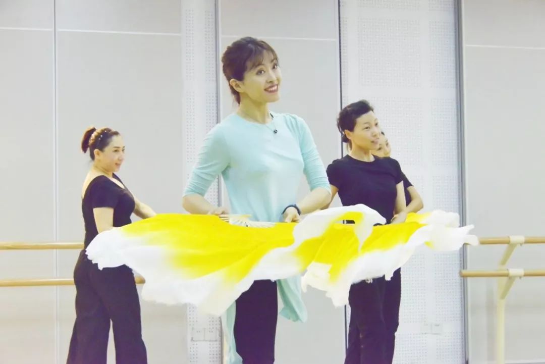 表演级教材师资实验班(第五期)| 13级山东胶州秧歌《小嫚的麦粒》