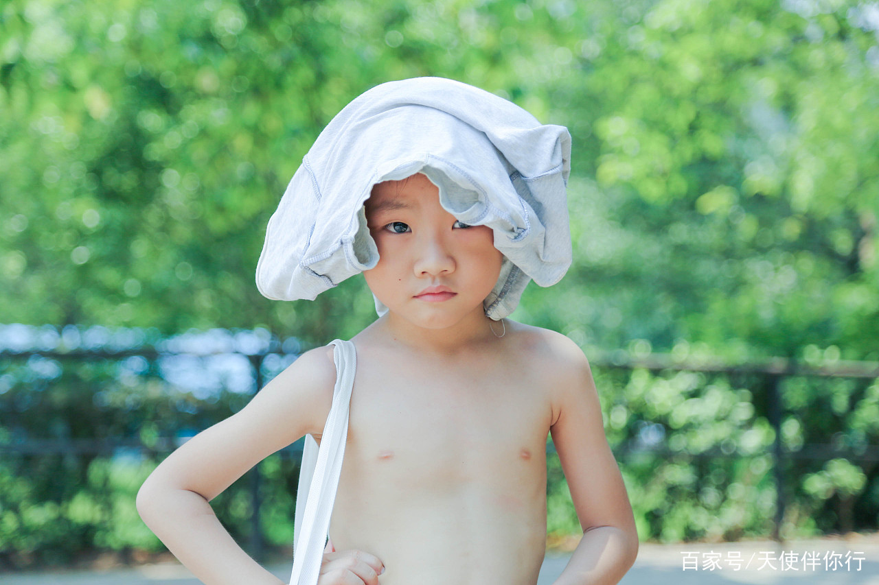                     炎炎夏日，宝宝中暑该咋办？