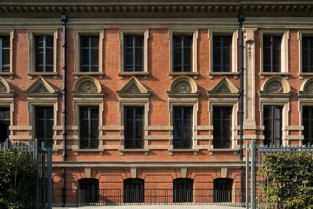 �Ϻ����̻��ַ�����ڱ������Ƶ��е���ʷ����