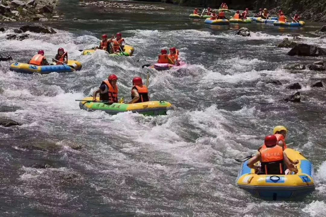 福利活动活动延期到7月6日去十二背后清溪峡漂流体验浪尖上的蹦极最低