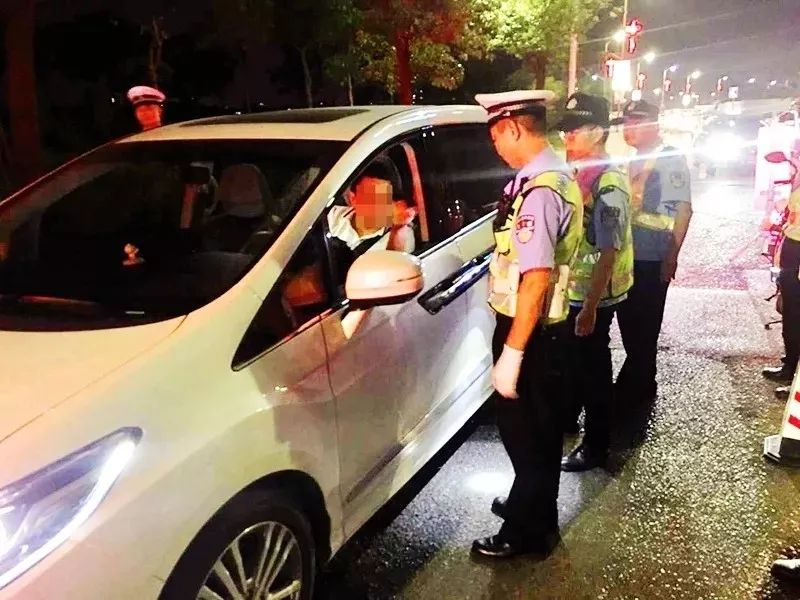 新科技"刷脸"查违法车辆!惠东这些人将被暂扣2证.