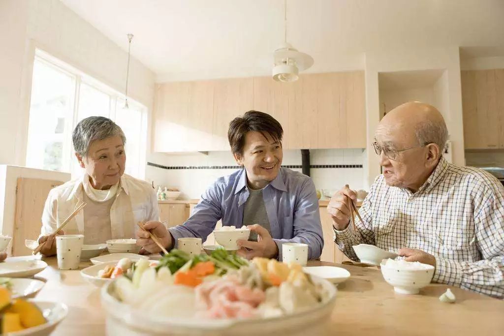 还在用夺命木筷子？日本变态发明，永不发霉，告别病从口入！