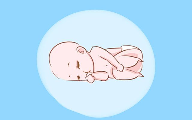                     原创            宝宝会做这3个动作，说明他要翻身了！你家宝宝啥时候翻身的？