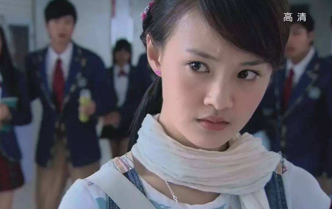 郑爽新剧开播演技差遭网友集体吐槽,盘点她这