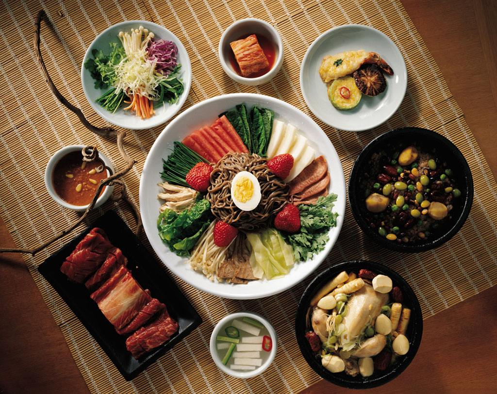 持韩国护照,享有韩国公民所有的福利