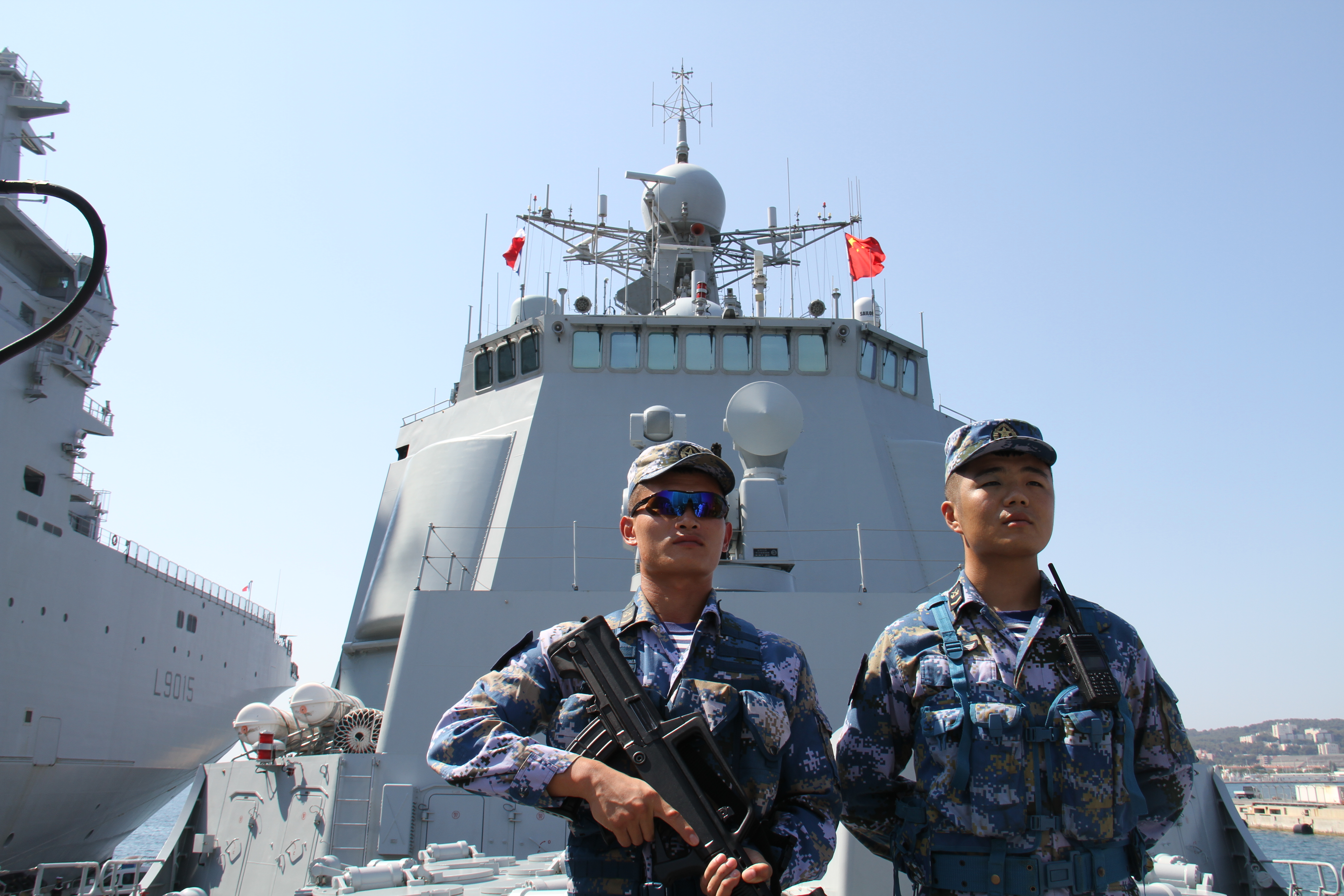 中国海军军舰到访法国土伦军港