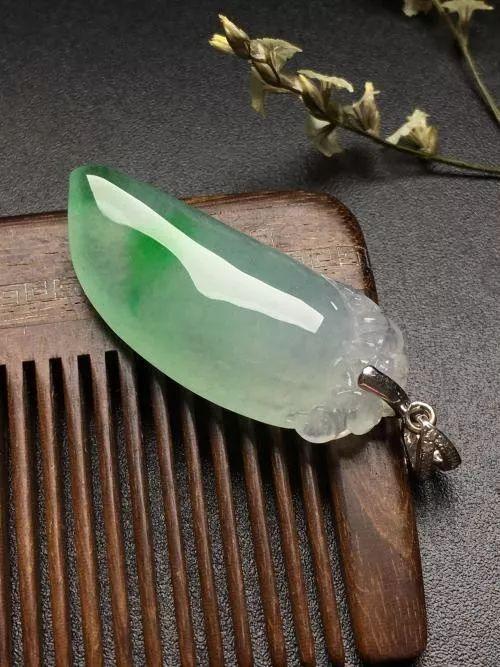 ��丣�ϵ�Ԣ��