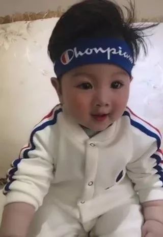                     孩子生下来太丑先别急着扔，请再给他们一次机会！