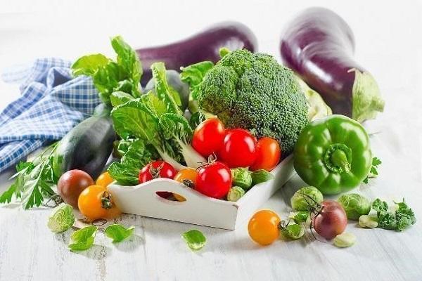                     原创            孩子长高全看遗传因素？常给孩子吃几种食物，肯定有利于长高孩