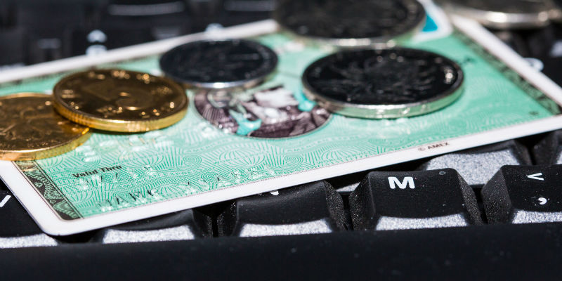 消费金融公司个人消费金融平台也通过牵手机构为其供给导流、贷后