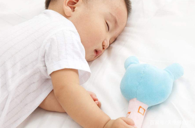                     炎炎夏日，宝宝中暑该咋办？