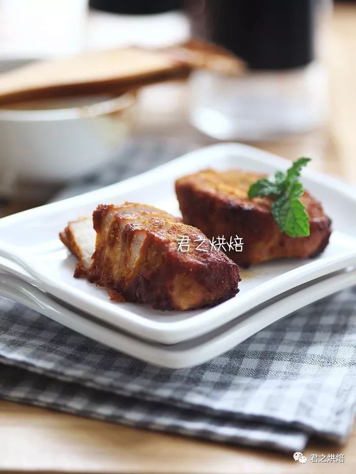 想要好吃又不胖的美食?来烤里脊肉吧