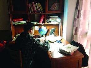                     1岁儿子患脑瘫，凶手就藏在枕头下，医生呼吁：家长们别再大意了
