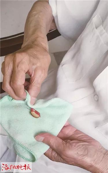 这位曾冒死潜伏的“老地下党”，94岁才恢复党员身份