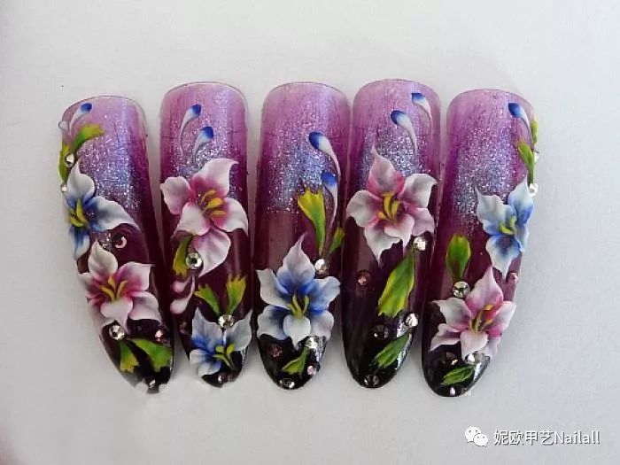 美甲雕花制作技巧与注意事项