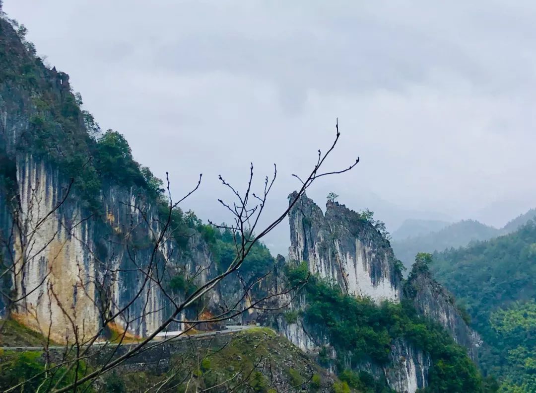 贵州沿河,有乌江画廊最动人的模样,山与水交融的美丽!