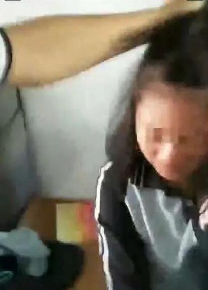广西8名女生围殴1女生 校园欺凌缘何频发