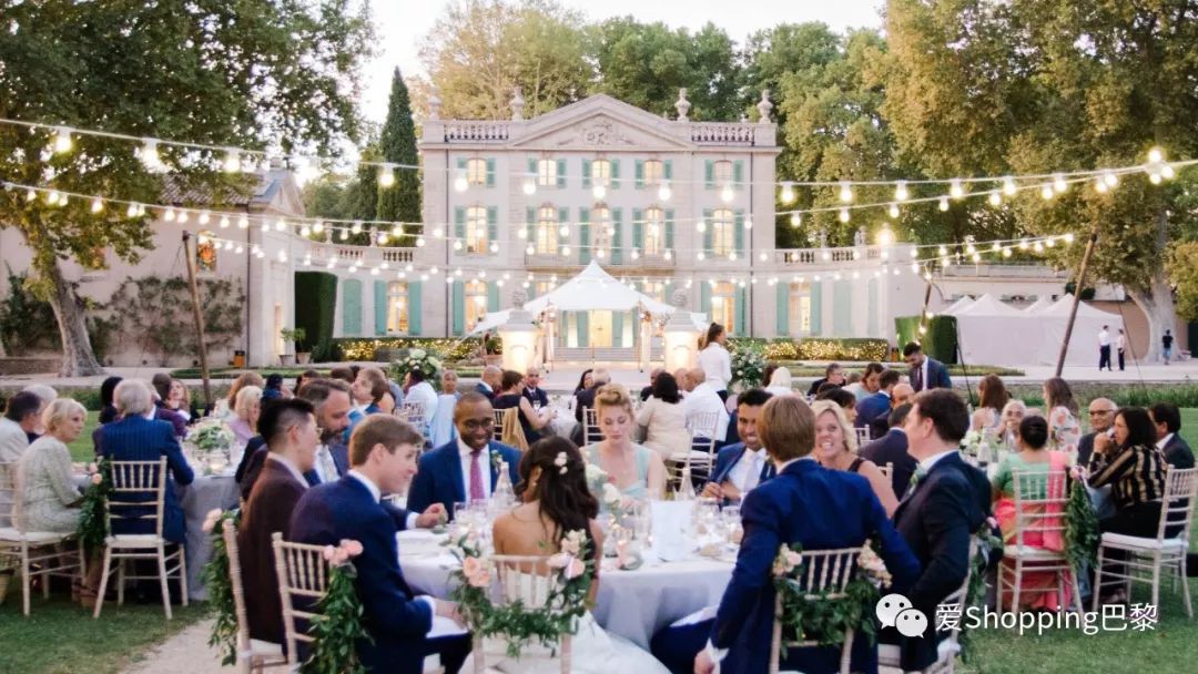 伴郎团阵容华丽惊现二哈人家都有14万粉丝权游女主Sansa法国大婚全部内幕