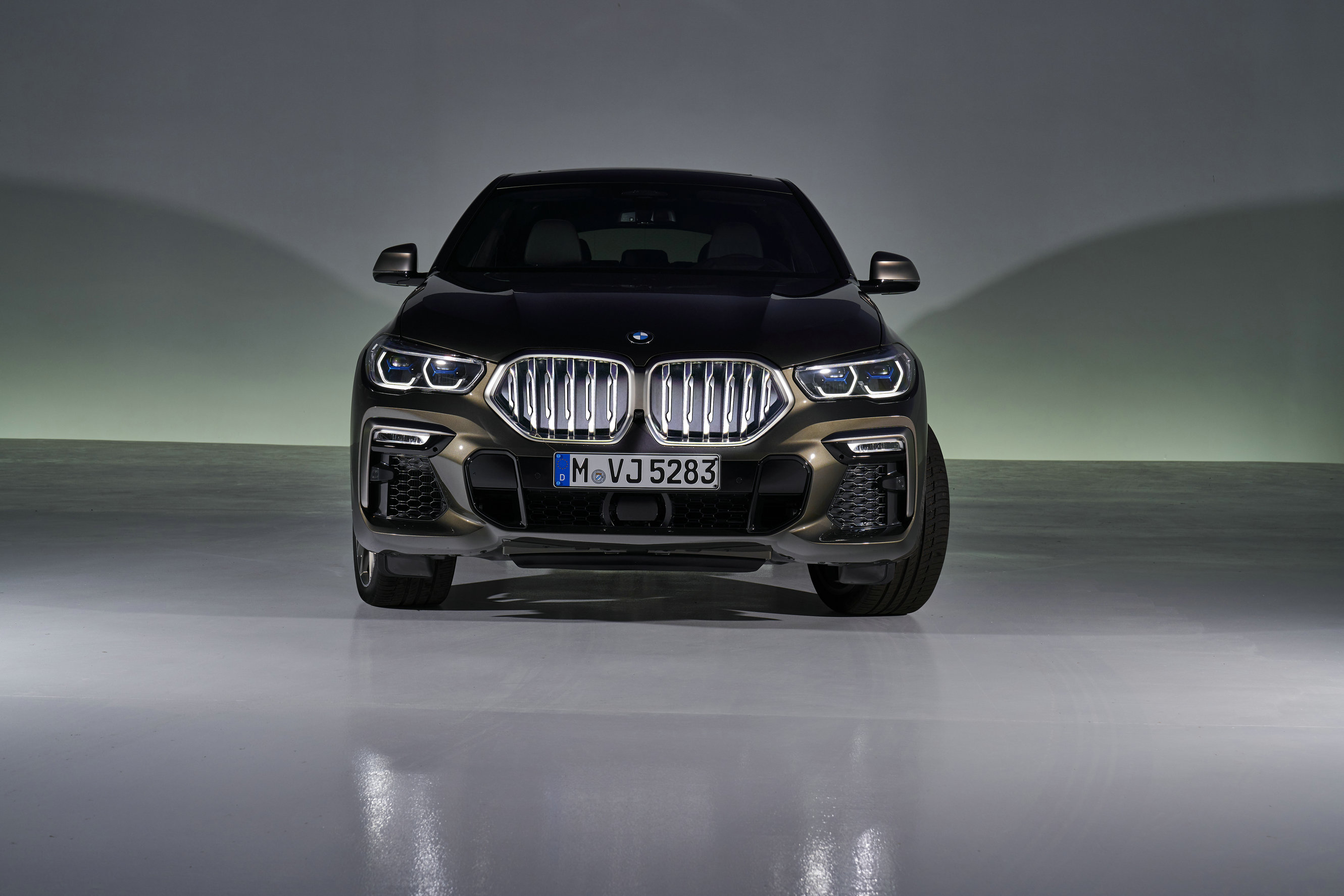 全新第三代bmw x6即将燃起创新与运动豪华新高度
