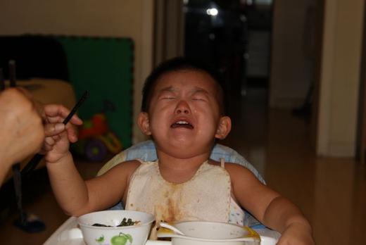                     劝告家长：孩子不到3岁，4种食物不要喂，对娃生长发育没好处