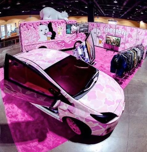 谁敢叫板Supreme?这只贱猫要来易毒[EXDO]了