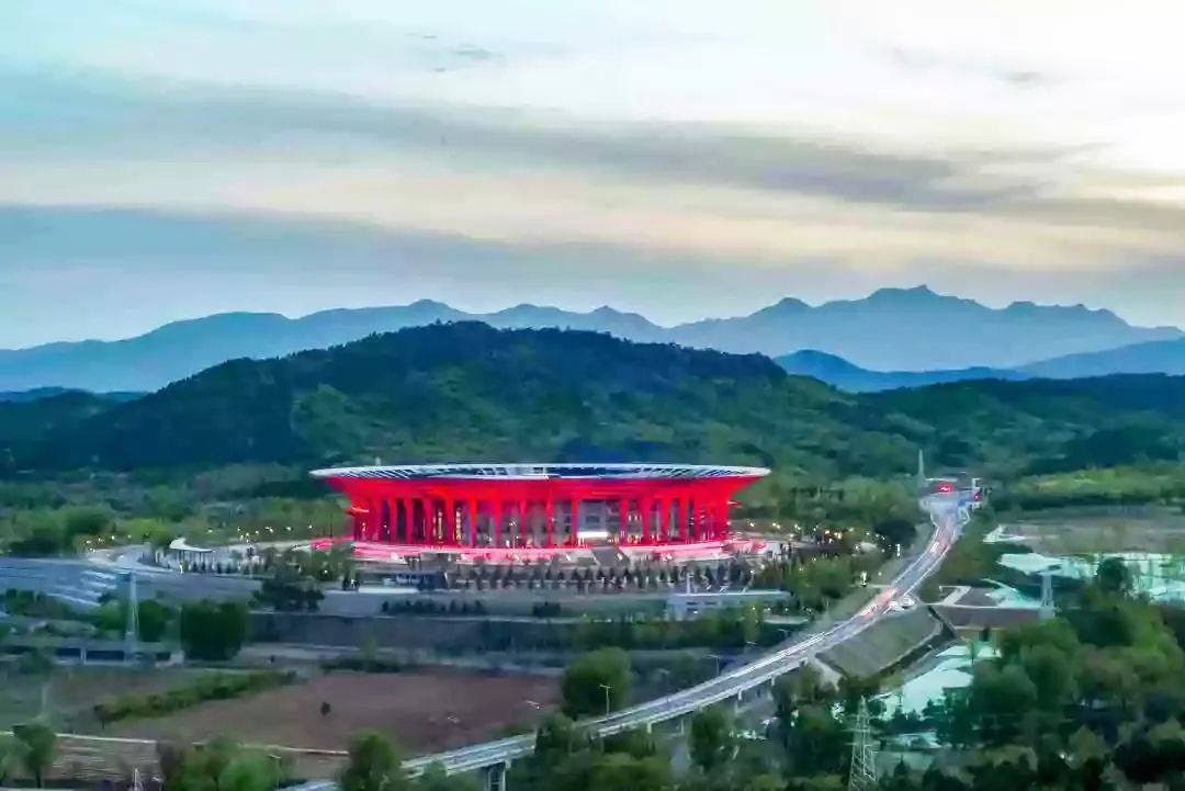 好消息|怀密线怀柔北站开通景区直通车,乘车门