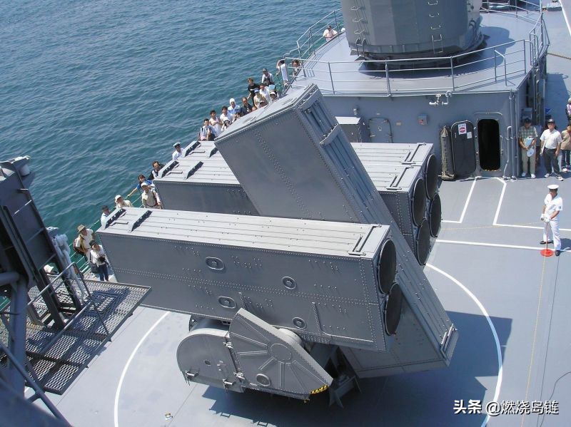 日本海自直升机驱逐舰的初次尝试——"榛名"级直升机驱逐舰