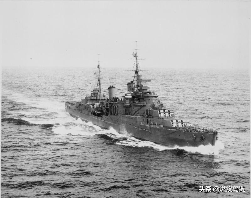 1/ 12 格罗斯特级轻巡洋舰,也称城级巡洋舰第二批,在第一级(南安普敦