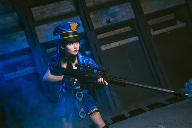 cosplay联盟夏,金木研cosplay 英雄联盟cos正片:凯特琳——女警狙击,乖乖投降吧小朋友!