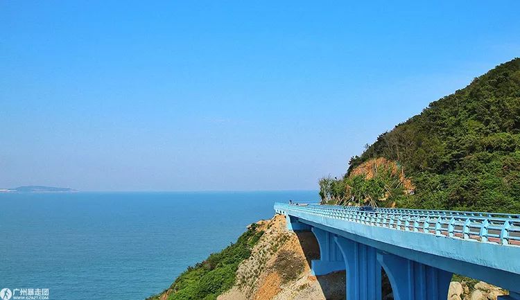 东山岛第一高峰,山上名胜古迹众多,其环山线路是东山岛生态环岛公路