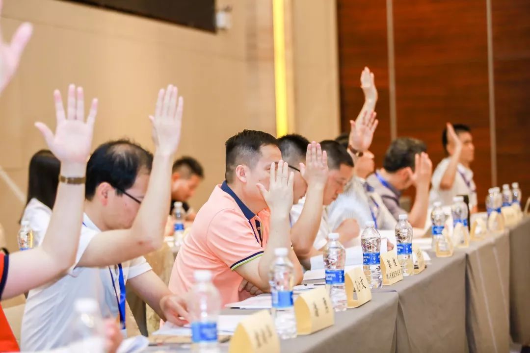广东省安徽商会换届选举完成谁是理事会新会长?