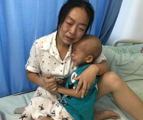                     1岁儿子患脑瘫，凶手就藏在枕头下，医生呼吁：家长们别再大意了