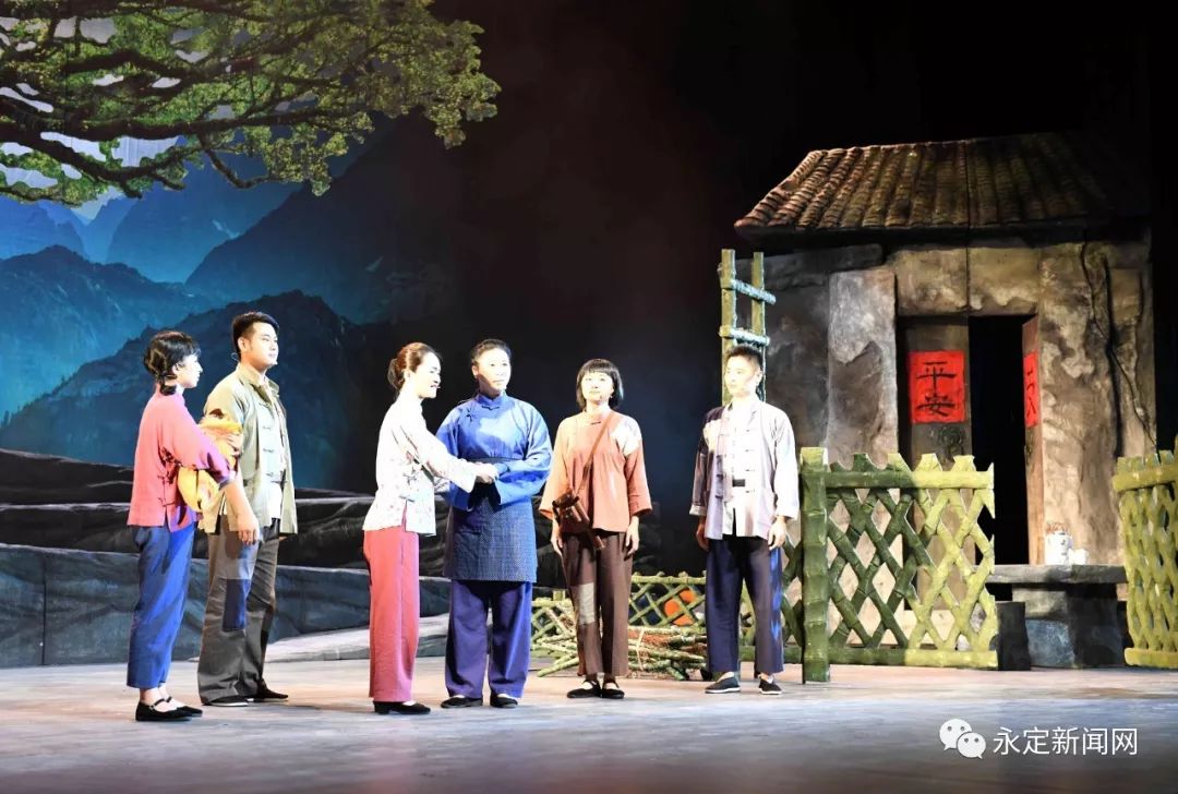 话剧《信仰》让红色基因代代相传 守护岁月沉