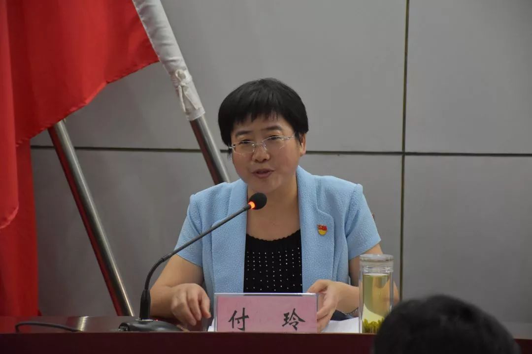 随后,在桃园镇政府会议室举行了九三学社泰安市委肥城桃科技服务站