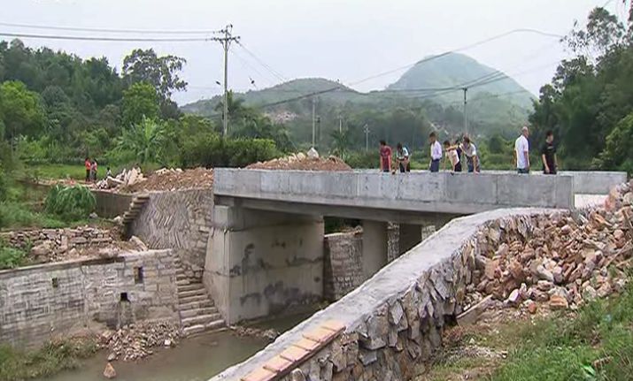 马甲镇永安村这13个人的另一重身份解决了不少村民烦恼的大问题