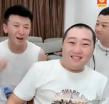 逆徒起内讧,一哥要认方丈当干爸爸,万伊喊话没有你这样的儿子 作者: 来源:网红大事件爆料 逆徒起内讧,一哥要认方丈当干爸爸,万伊喊话没有你这样的儿子 作者: 来源:网红大事件爆料