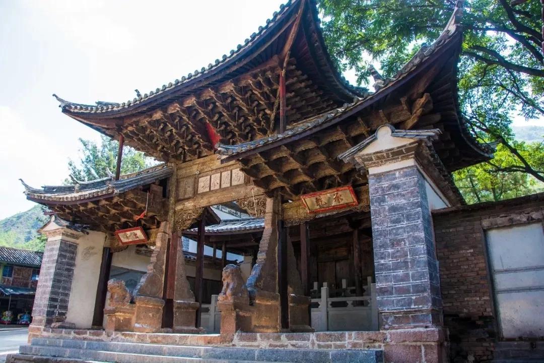 丽江市永胜县期纳镇清水古镇内 瑞光寺始建于明朝崇祯七年,属云南省级