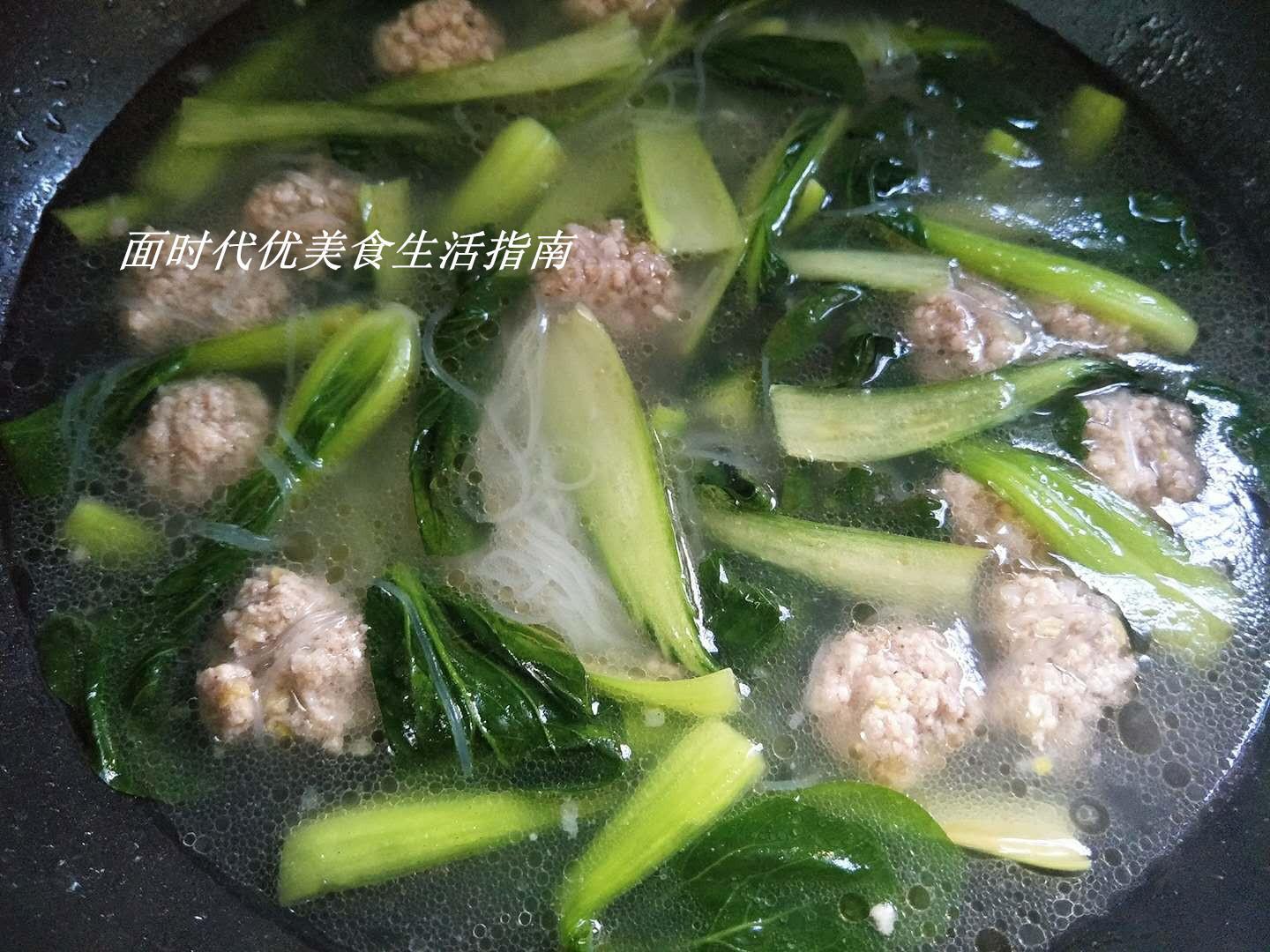 夏天适合喝什么汤比较滋补 63ca55967c6e46e5b64cbf3f69087864.jpeg